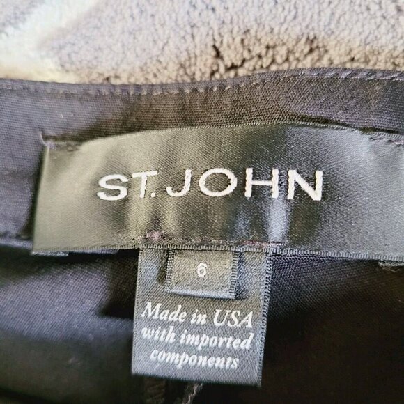 St. John Collection Ankle Zip Black Slim High Rise Pants Size 6 Preppy Office - Picture 4 of 9
